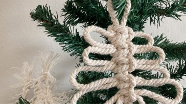 Macrame Decorations by Alet van Wyk