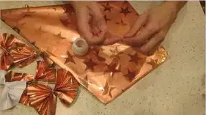 Wrapping paper kite